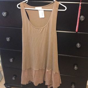 Lace tank!! So cute!
